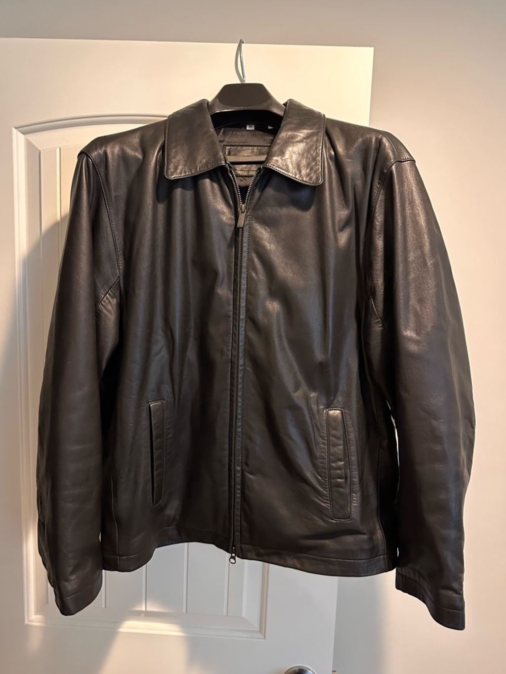 Alfani Men’s Genuine Leather Jacket Black Size M Soft Classic Zip Minimalist EUC